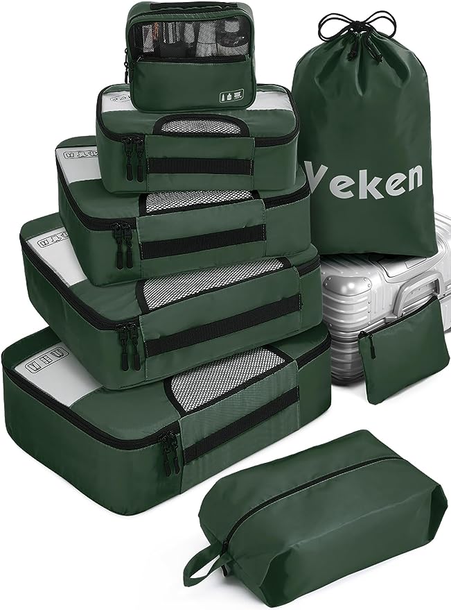 A Green 8 Piece Luggage Organizer 